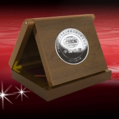 2013年1月：中國鐵建榕江特大橋合龍白銀紀(jì)念幣訂制