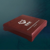 2014年7月：深圳金賽銀并購基金公司企業(yè)上市紀(jì)念銀幣定做