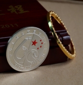 國慶60周年雙色紀(jì)念幣,雙色彩銀幣,雙色金銀紀(jì)念幣,雙色金銀紀(jì)念章